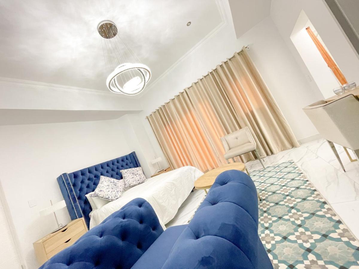 Amoris Guest House-Randburg Йоханнесбург Экстерьер фото