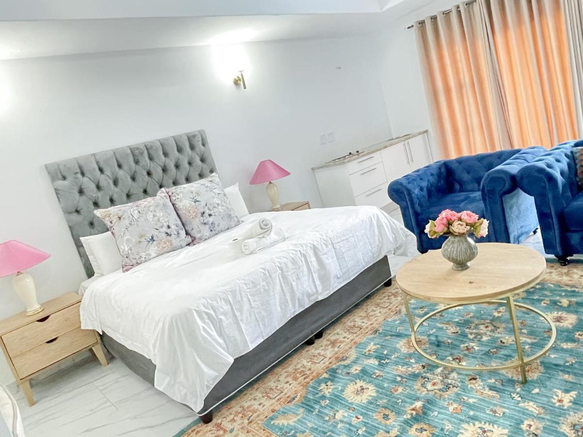 Amoris Guest House-Randburg Йоханнесбург Экстерьер фото