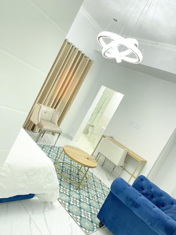Amoris Guest House-Randburg Йоханнесбург Экстерьер фото