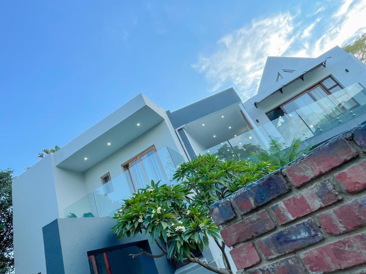 Amoris Guest House-Randburg Йоханнесбург Экстерьер фото