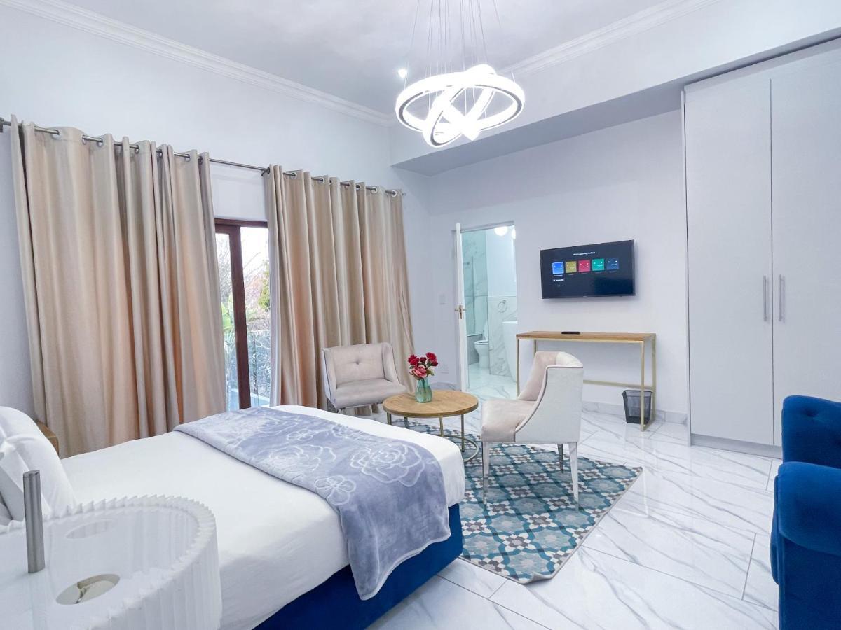 Amoris Guest House-Randburg Йоханнесбург Экстерьер фото